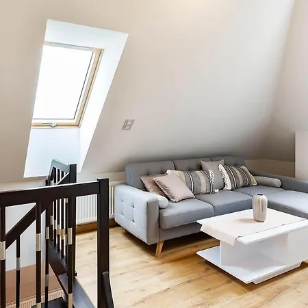 公寓 Dwu Poziomowy Karkonoska - Apartamentuj 卡尔帕奇